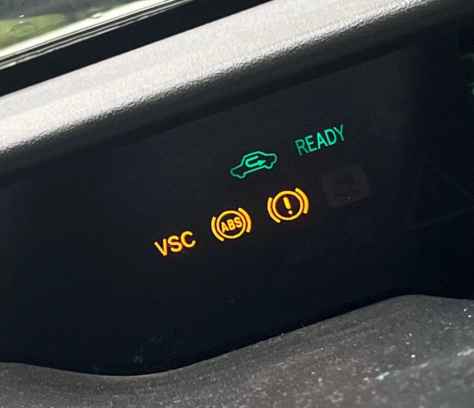 Diagnostic equipment being used to investigate a vehicle fault
