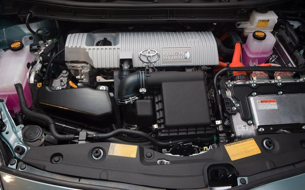 Toyota Hybrid Synergy Drive engine bay and electronic hybrid components