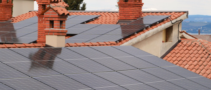 Solar Panel Orientation South vs East‑West in 2026