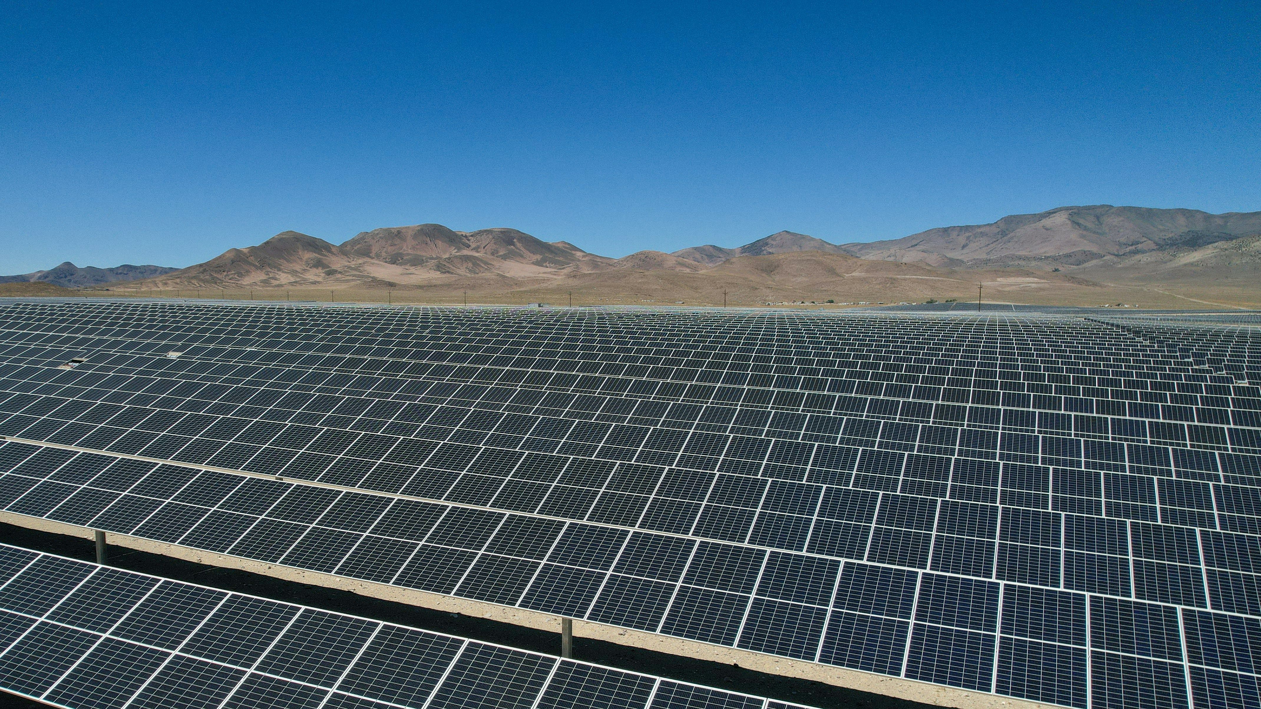 Utility Scale Solar Farm Cost Per MW – 2026 Guide