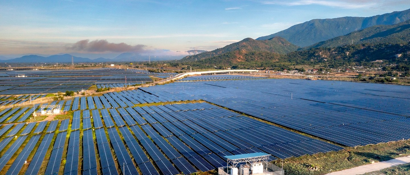 India Solar EPC 2026: Orders, Investment, Funding Surge