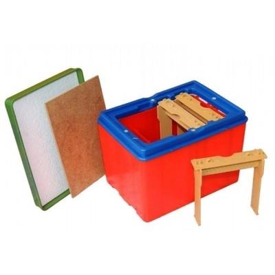 Пластмасов оплодно сандъче (нуклеус) с три рамки