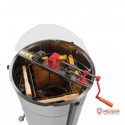 Центрофуга 4-рамкова, повратна с редуктор на стойка