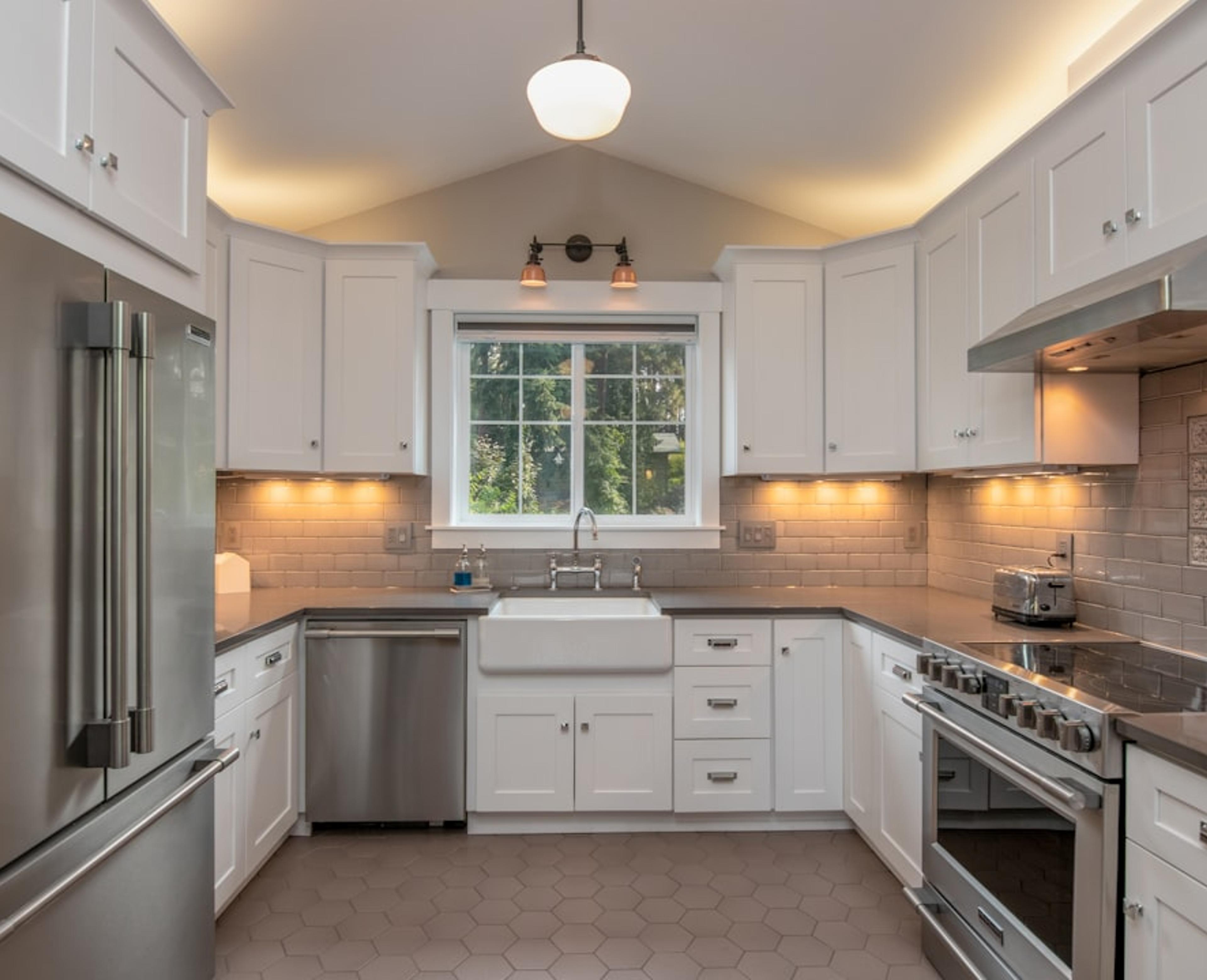 Classic white farmhouse kitchen