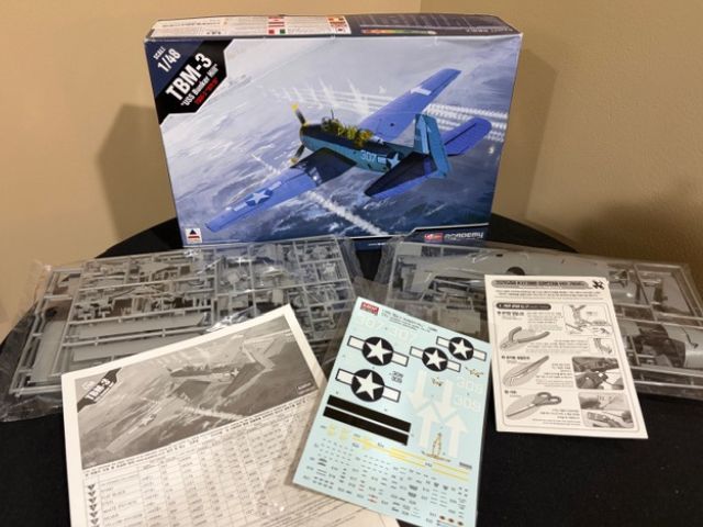 Unboxing the Academy TBM-3 USS Bunker Hill