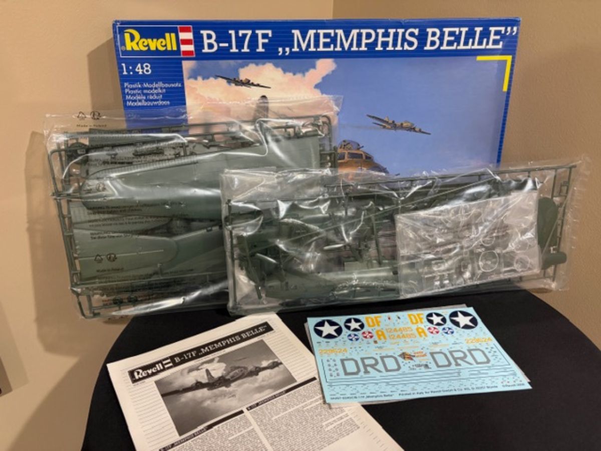 Revell B-17 F Memphas Belle Kit Details