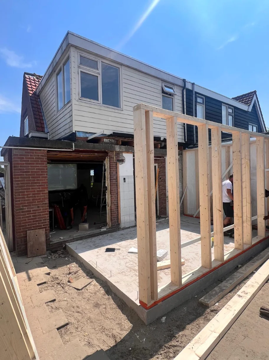 Aanbouw in Hekelingen, foto 3