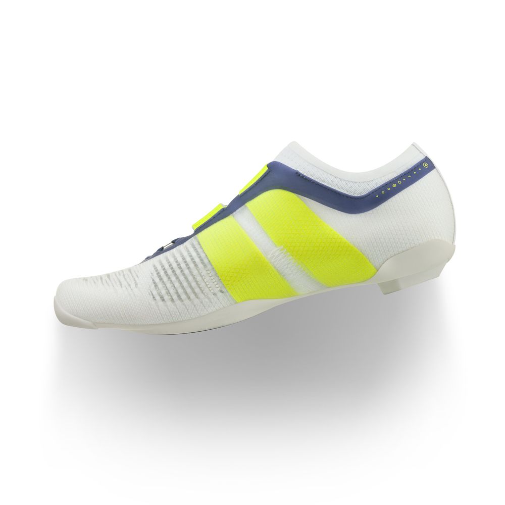 Fizik Vega Carbon – Cycling Shoe with Carbon Sole | Cicli Corsa