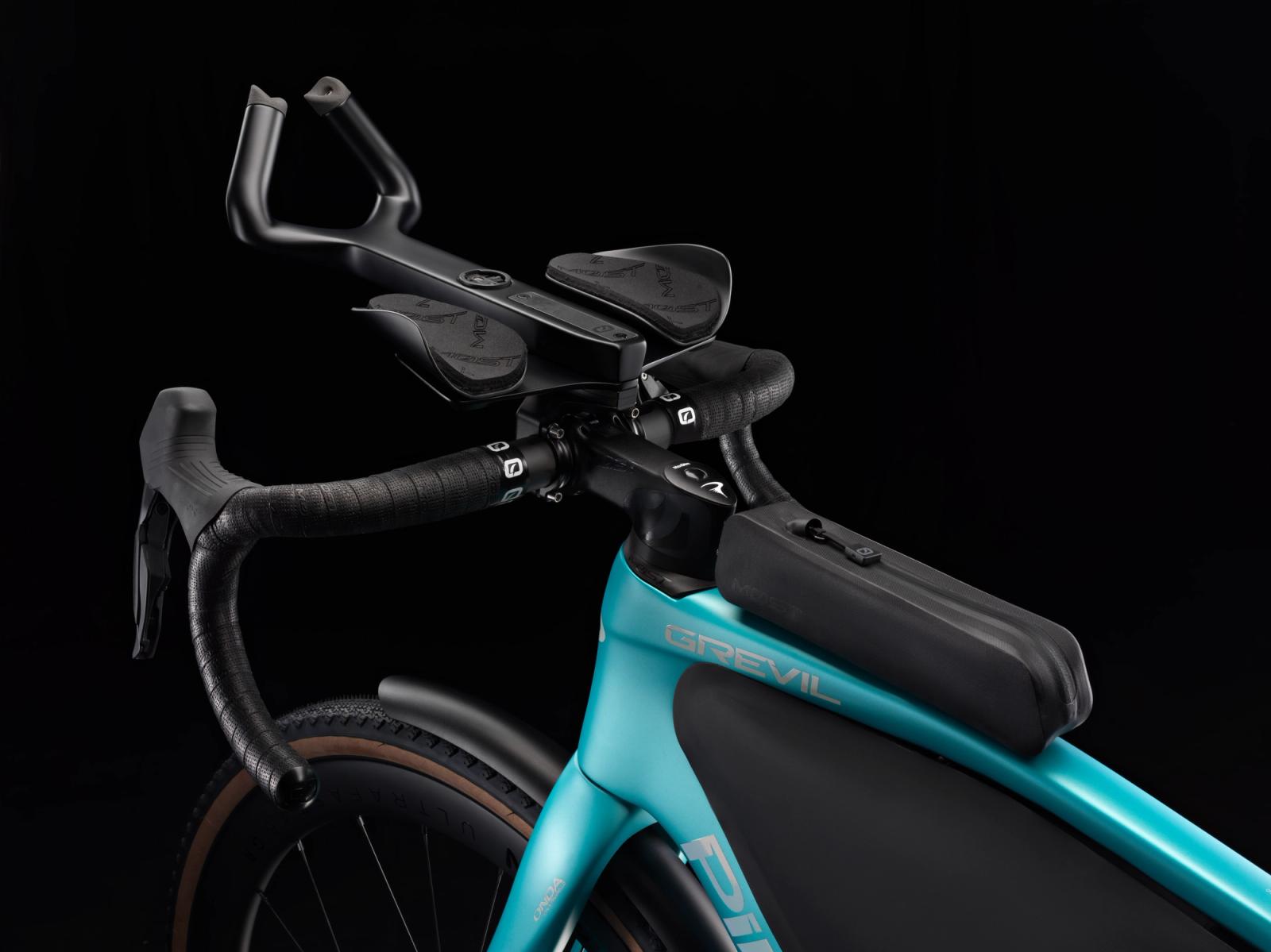 Pinarello Grevil F7 | Shimano GRX 825 Di2 | Complete bike