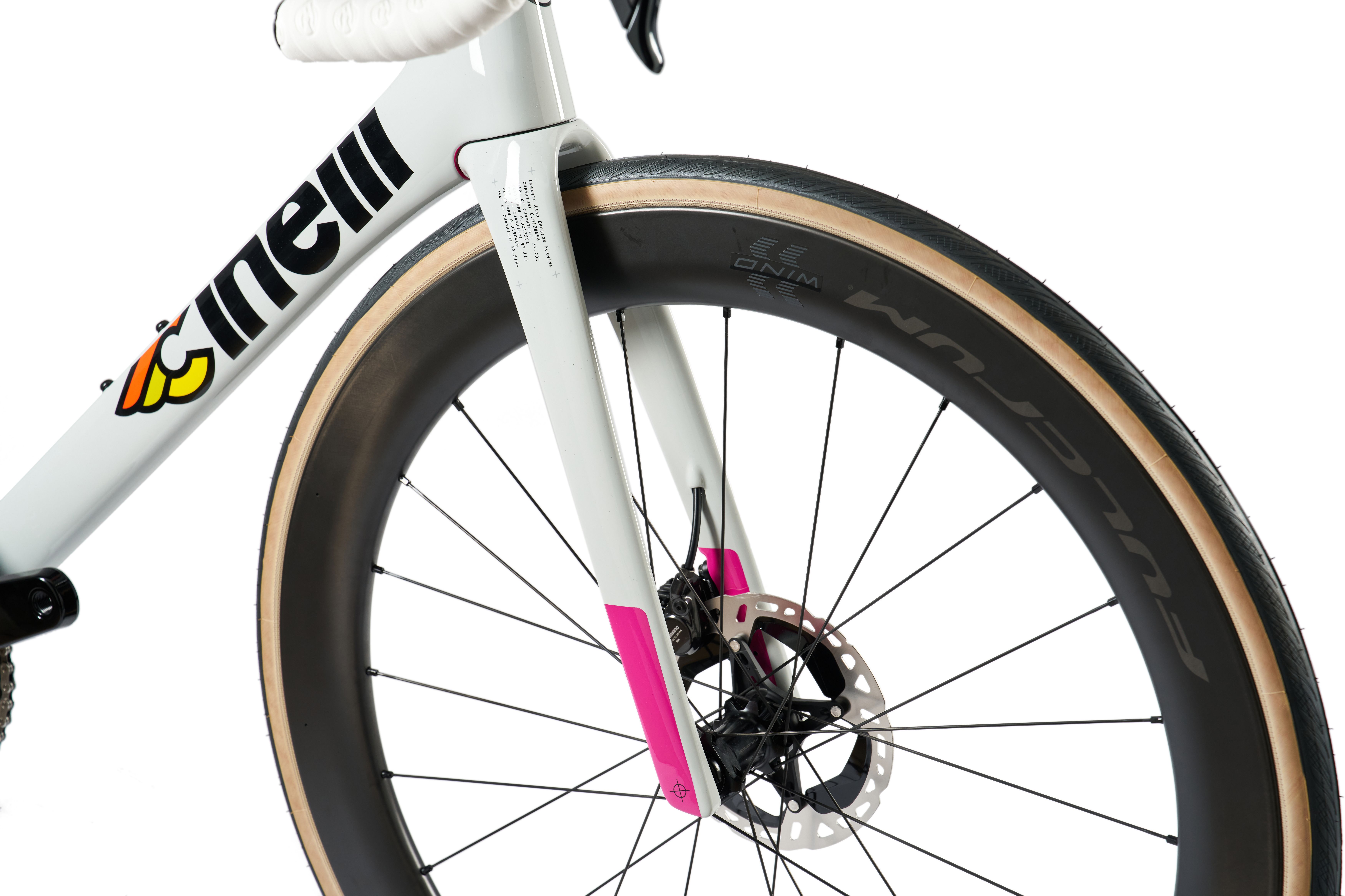 Cinelli | Pressure II 2025 | Shimano Dura Ace Di2 12s | Complete