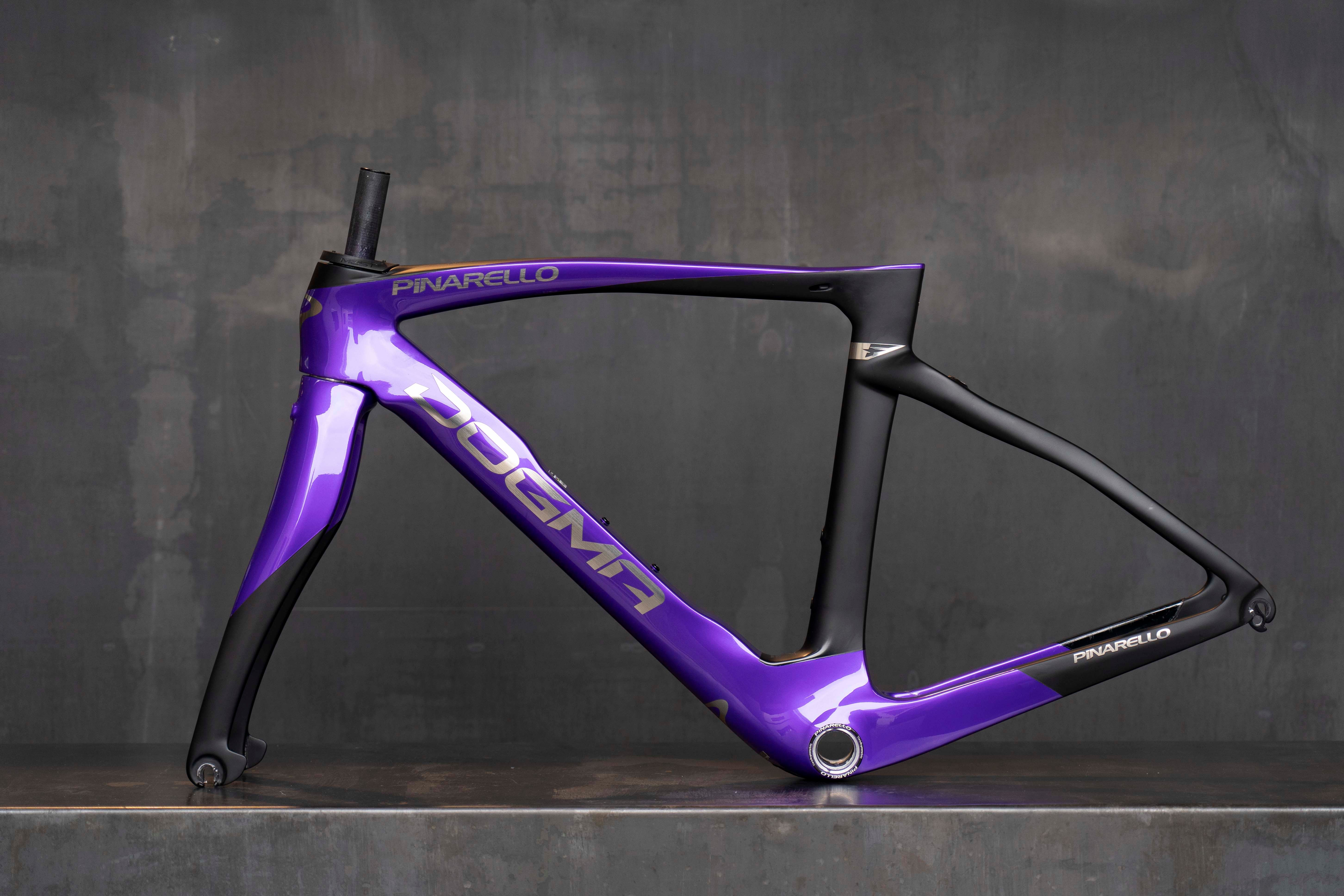 Pinarello Dogma F12 X-Light Dura-Ace Di2 Road Bike