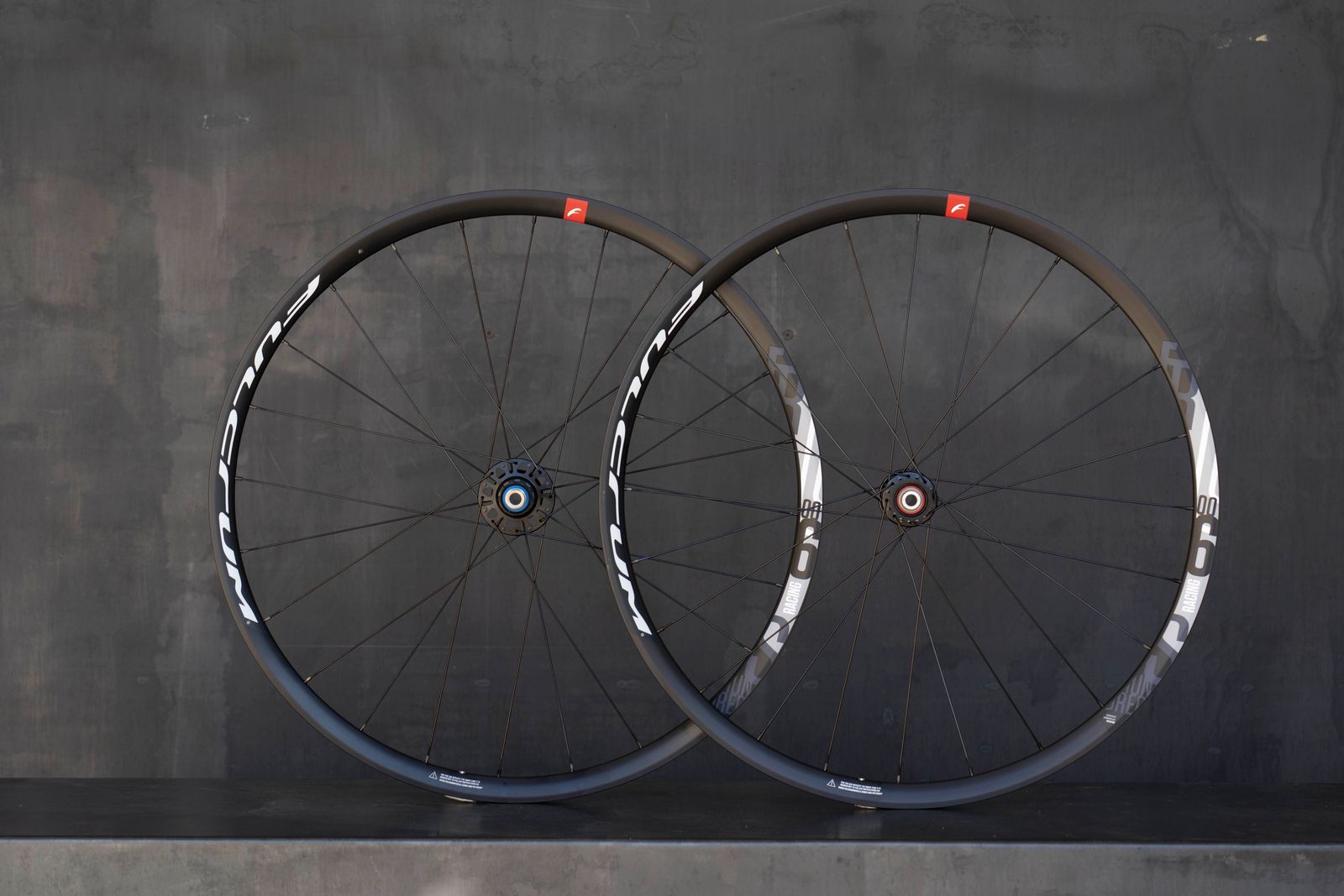 Fulcrum Racing 600 Disc Wheelset - Main Image
