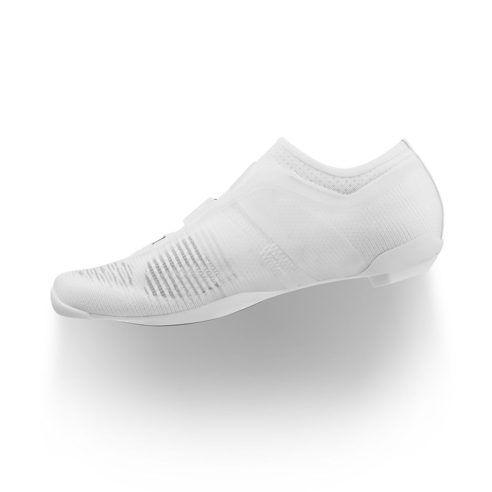 Fizik Vega Carbon – Cycling Shoe with Carbon Sole | Cicli Corsa