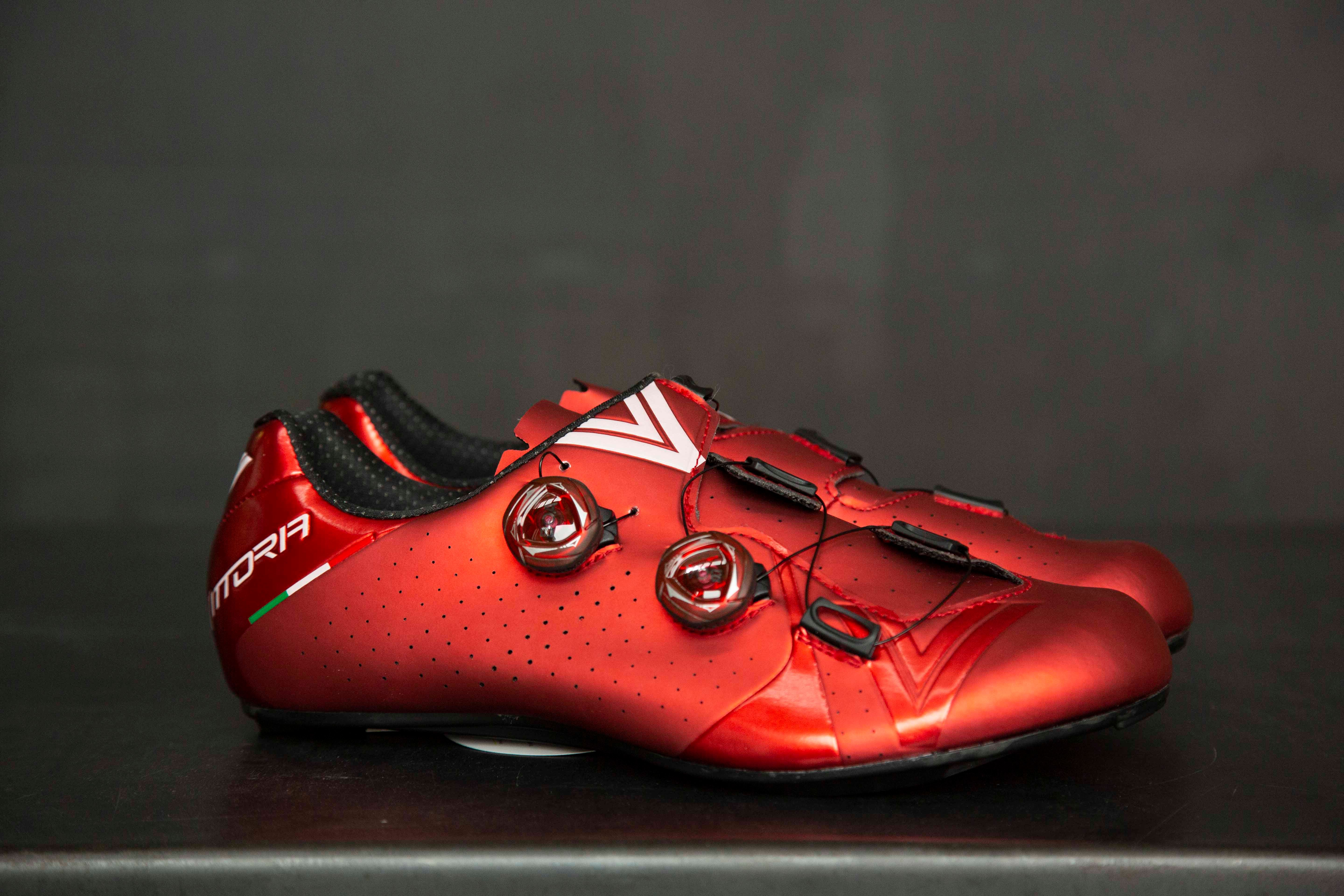 Velar 2022 | Road Cycling Shoes | Red 44,5 | In Stock