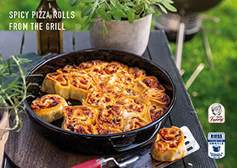 Spicy Pizza Rolls from the grill