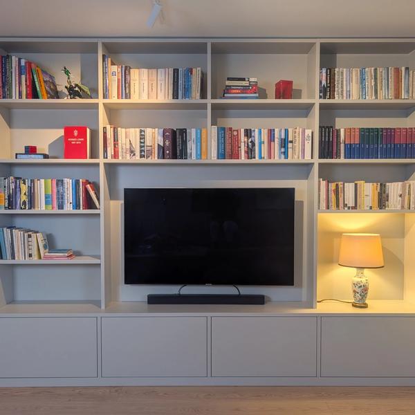 tv-stand-with-bookshelf-adprosjekt