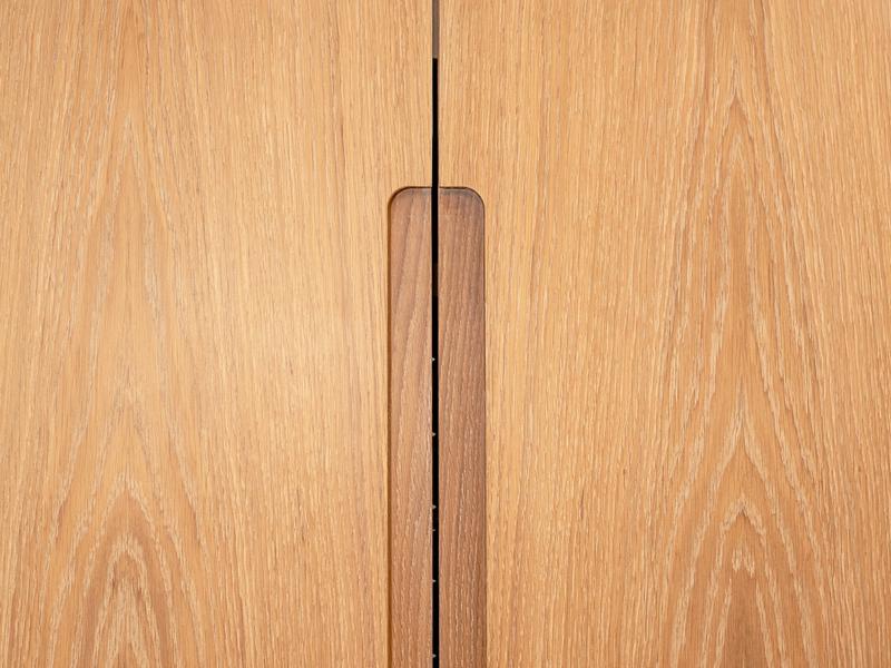 wardrobe handles details
