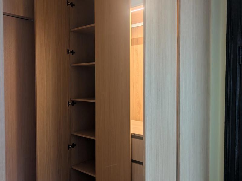 garderobe wardrobe