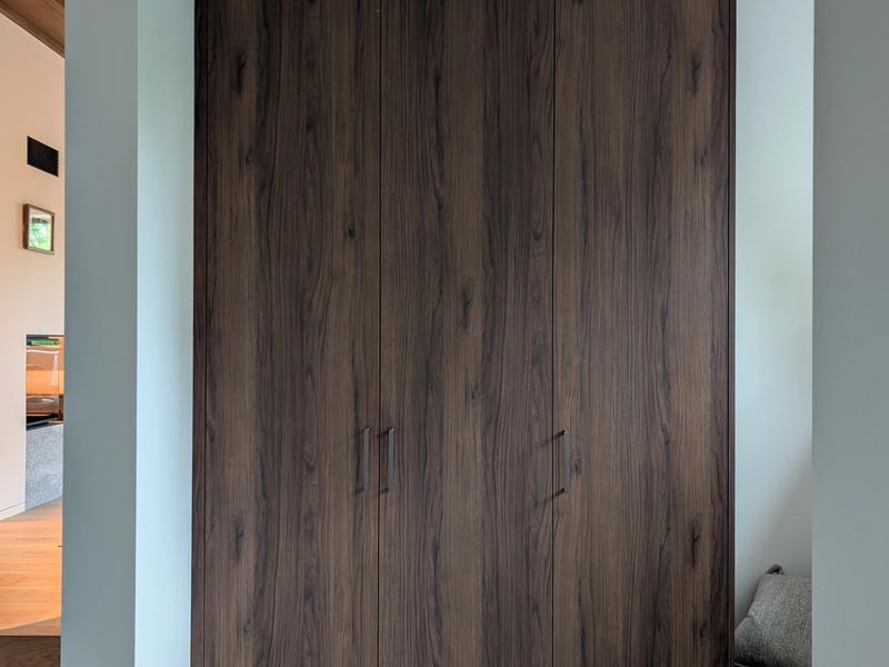 bedroom-wardrobe