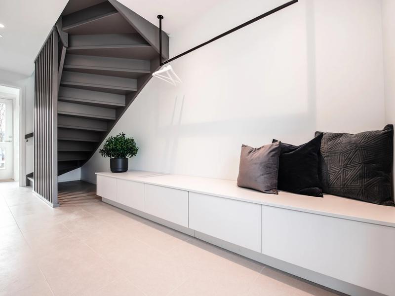 understairs-bench-adprosjekt