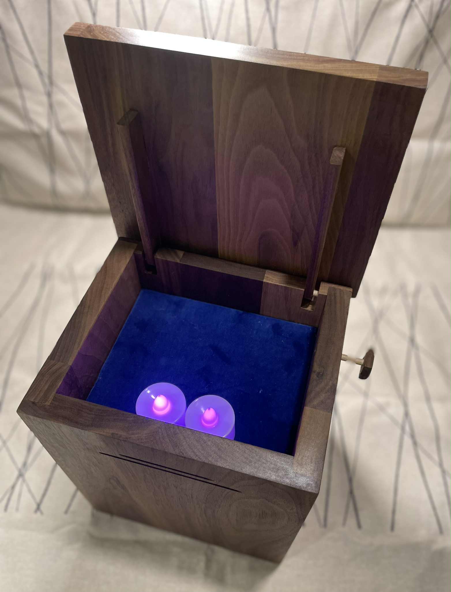 Urne en bois biodégradable, fabrication Québécoise