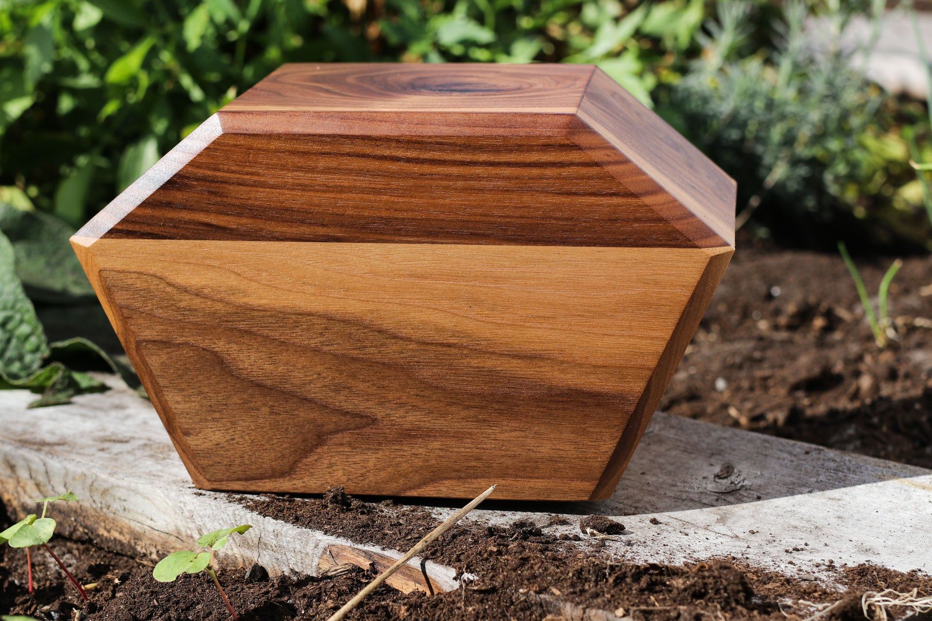 Urne en bois biodégradable, fabrication Québécoise