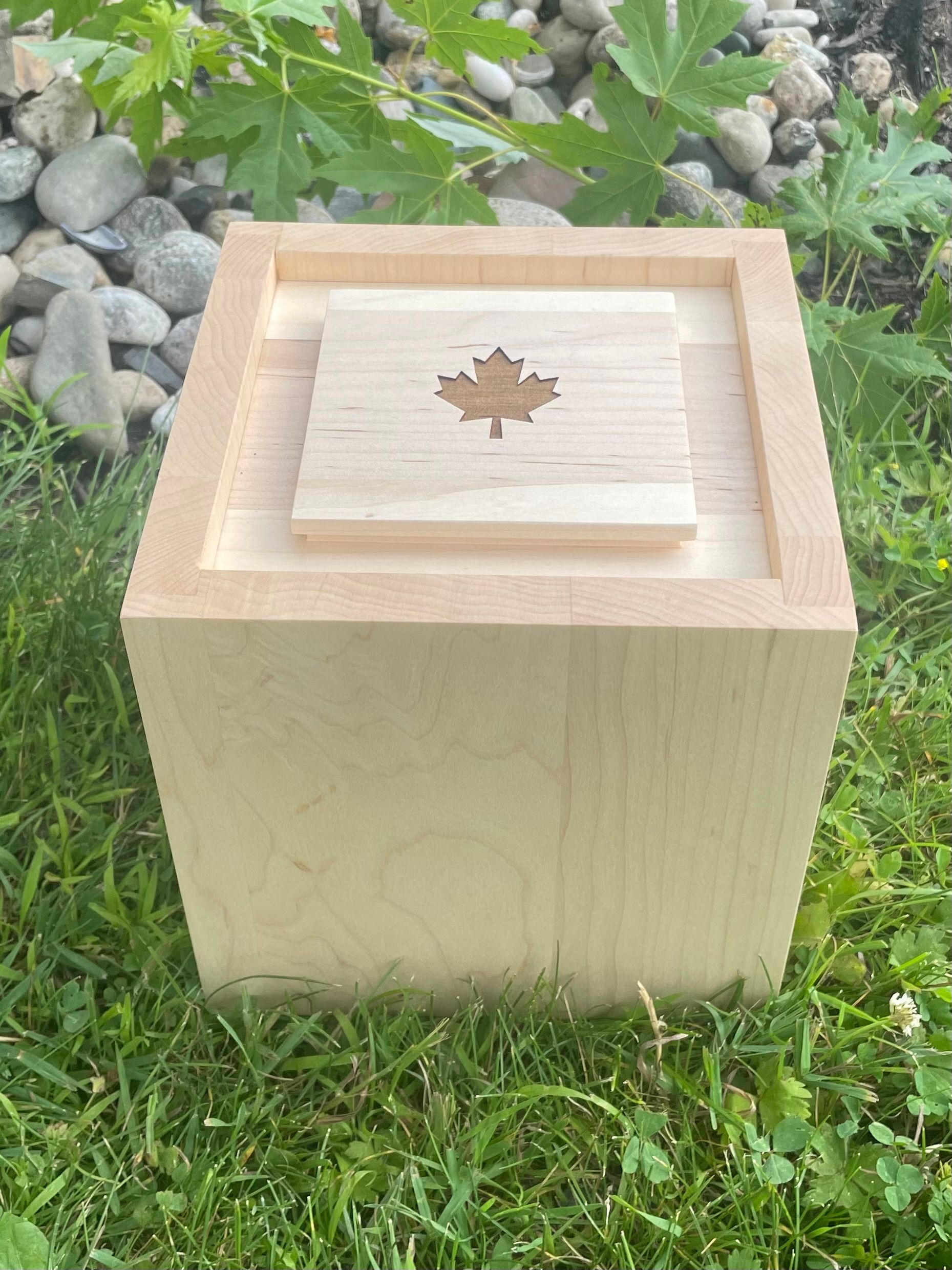 Urne en bois biodégradable, fabrication Québécoise