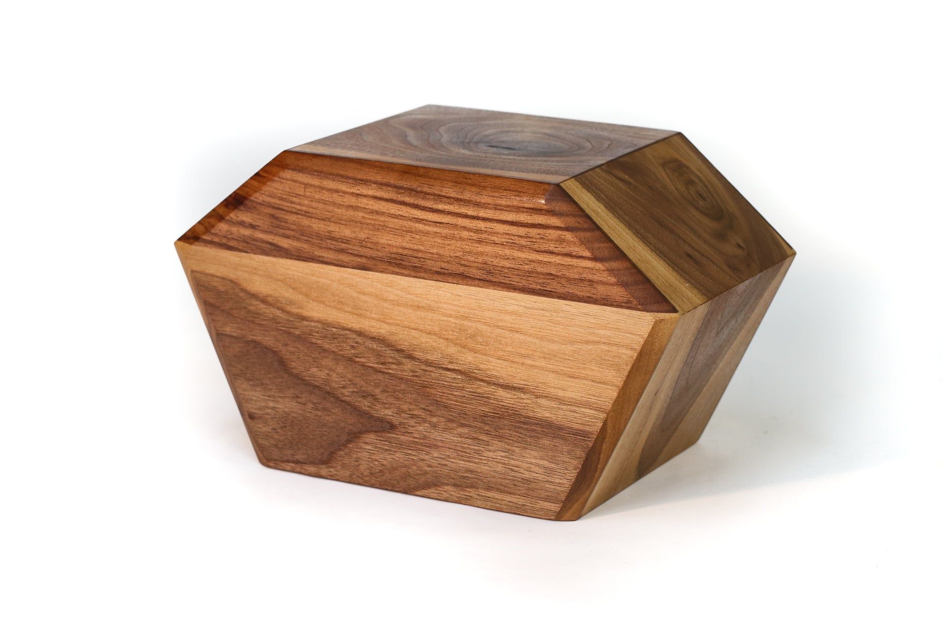 Urne en bois biodégradable, fabrication Québécoise