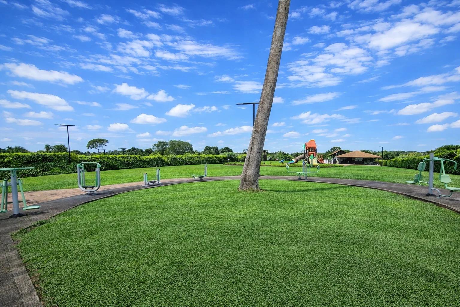 Lote en Condominio Las Palmas - Imagen 6