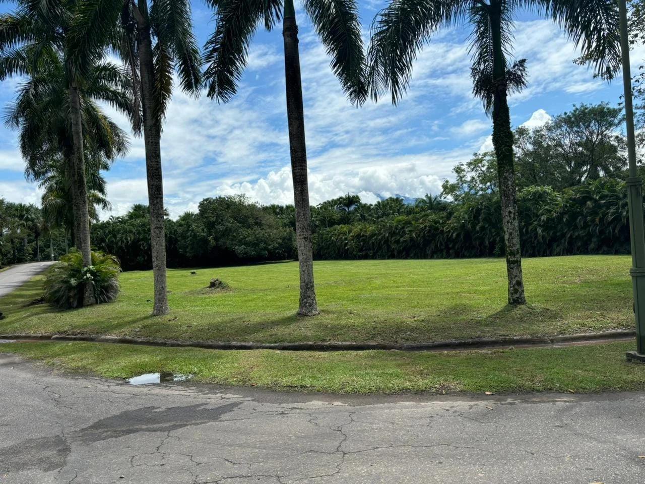 Lote en Hacienda La Primavera