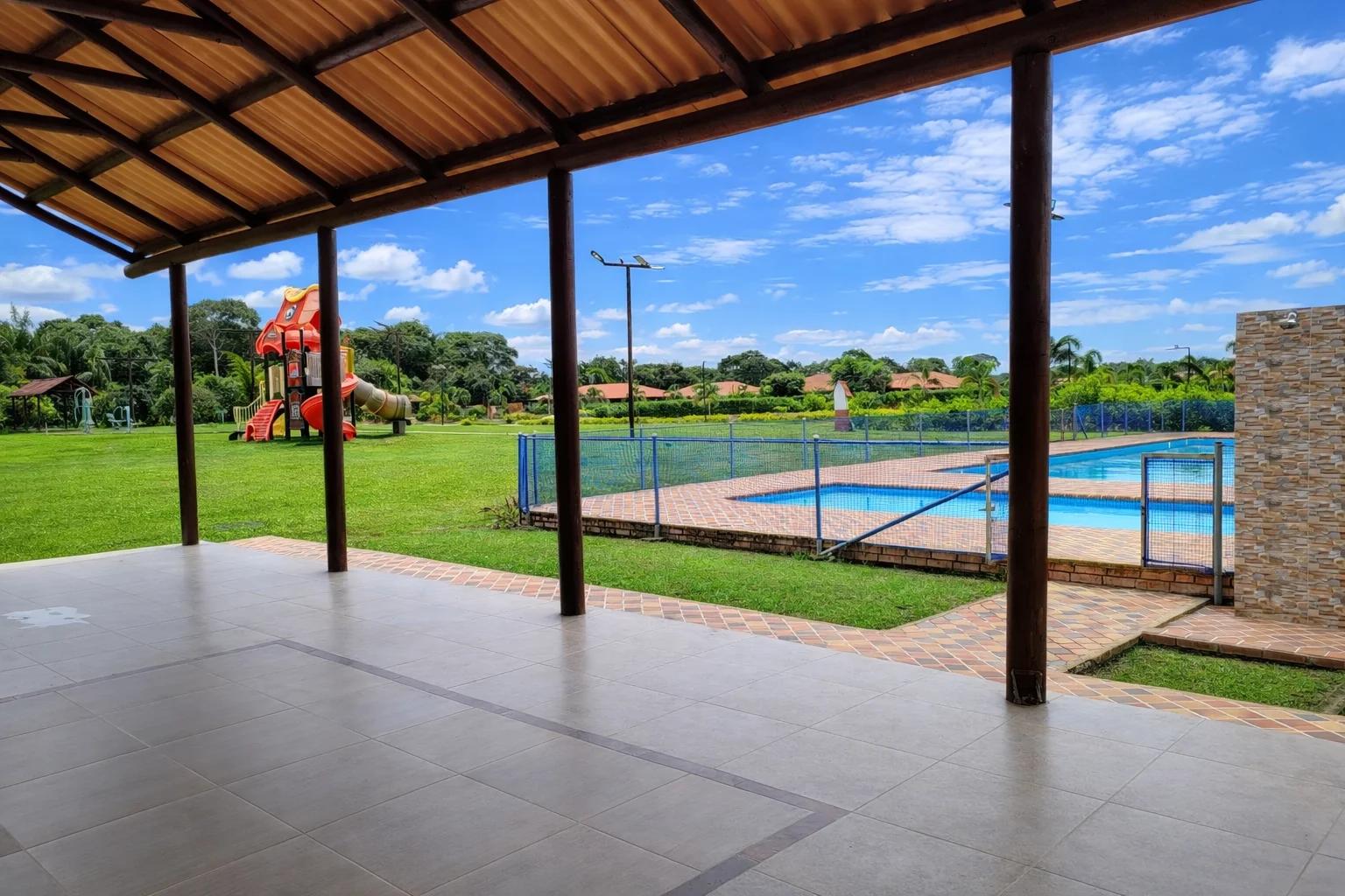 Lote en Condominio Las Palmas - Imagen 8
