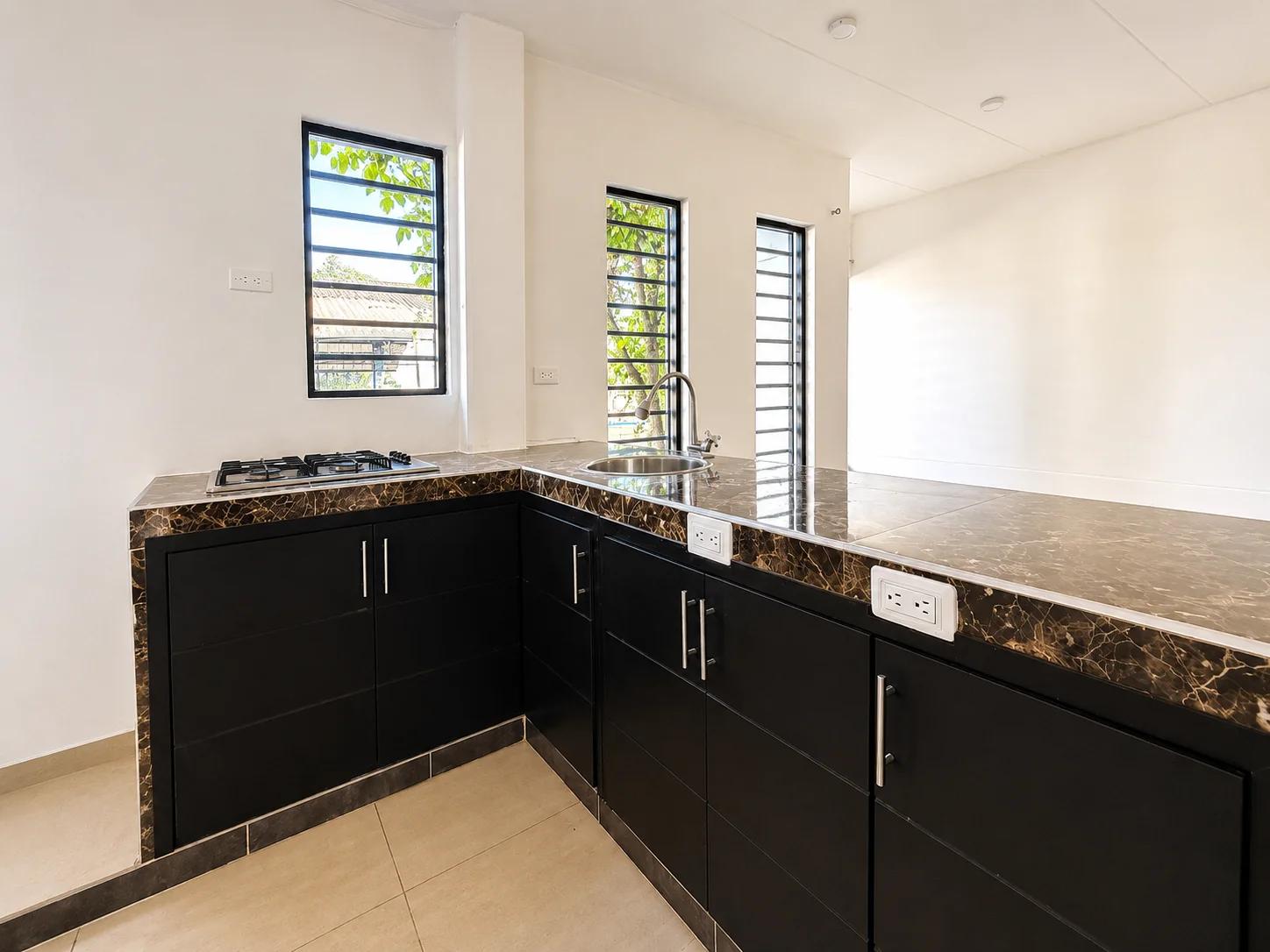 Apartamento en arriendo en La Rochela - Imagen 2