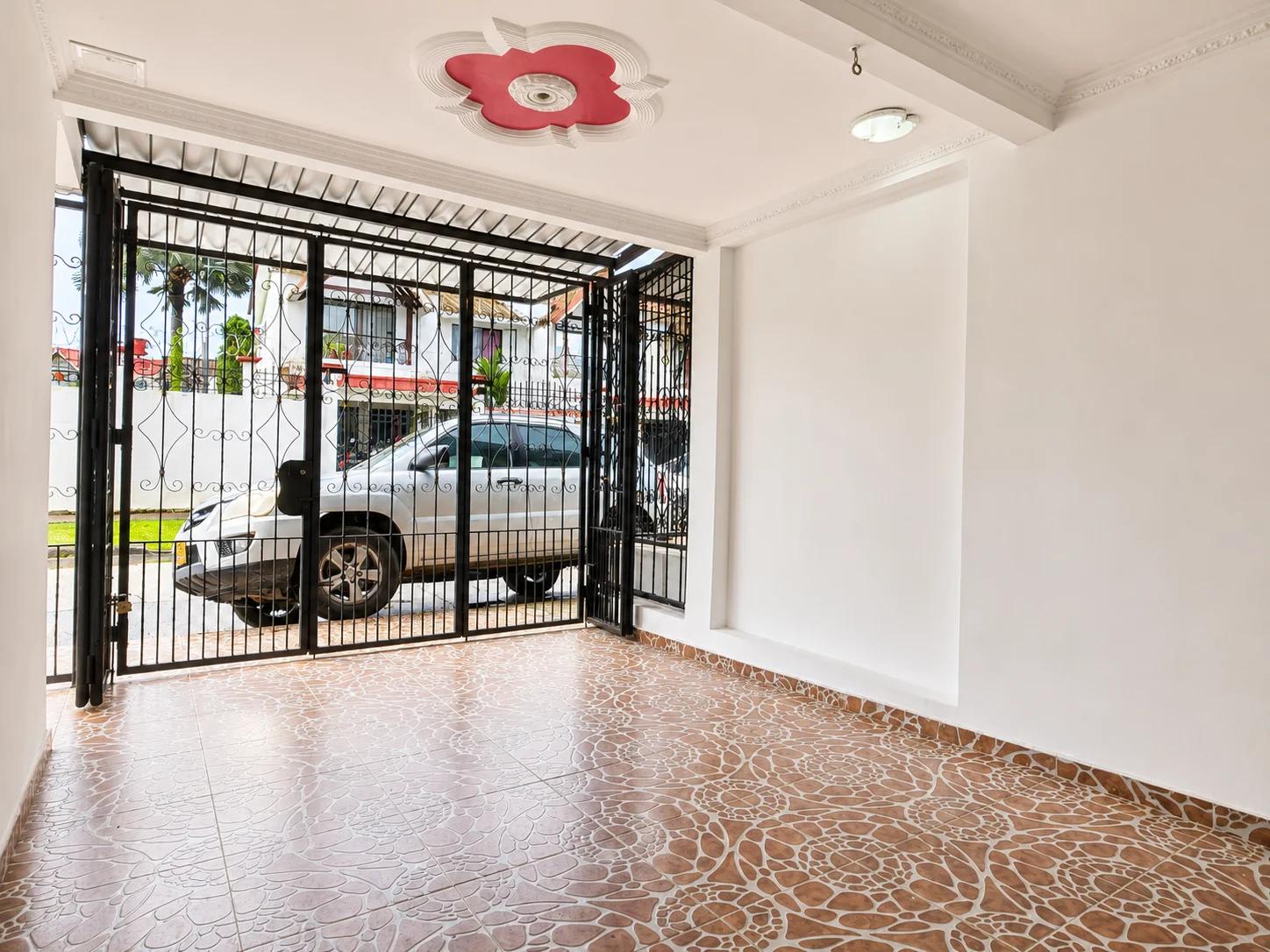 Casa en Parques de Sevilla 4 - Imagen 2