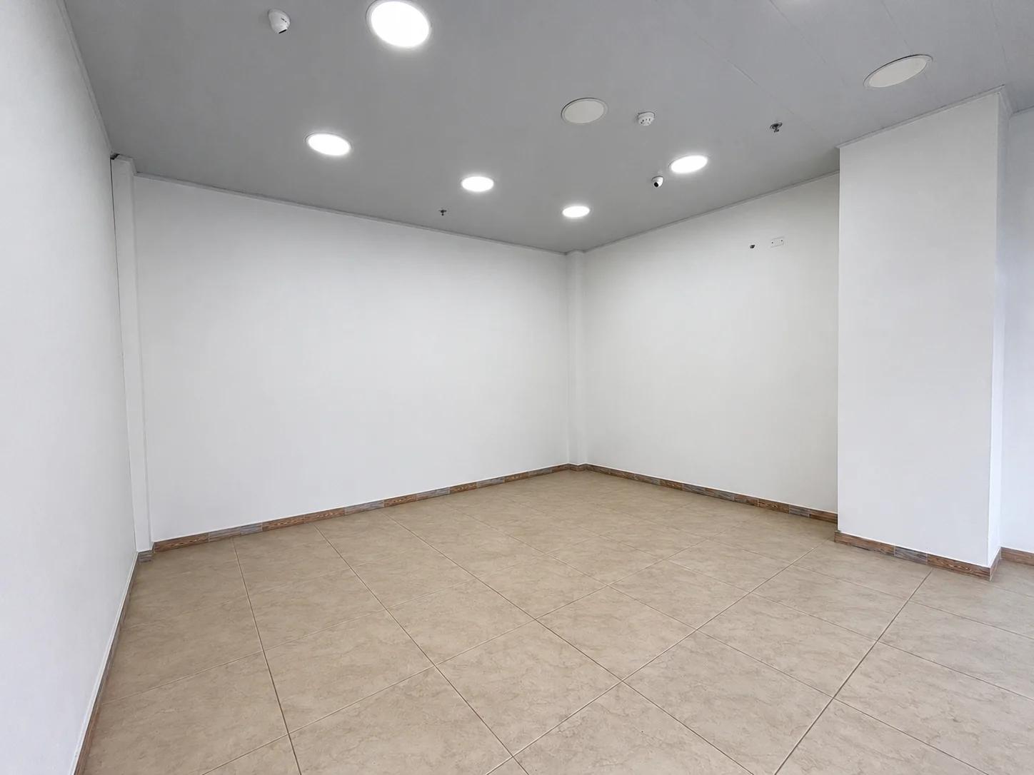 Local en venta en Centro Comercial Rsoablanca - Imagen 4