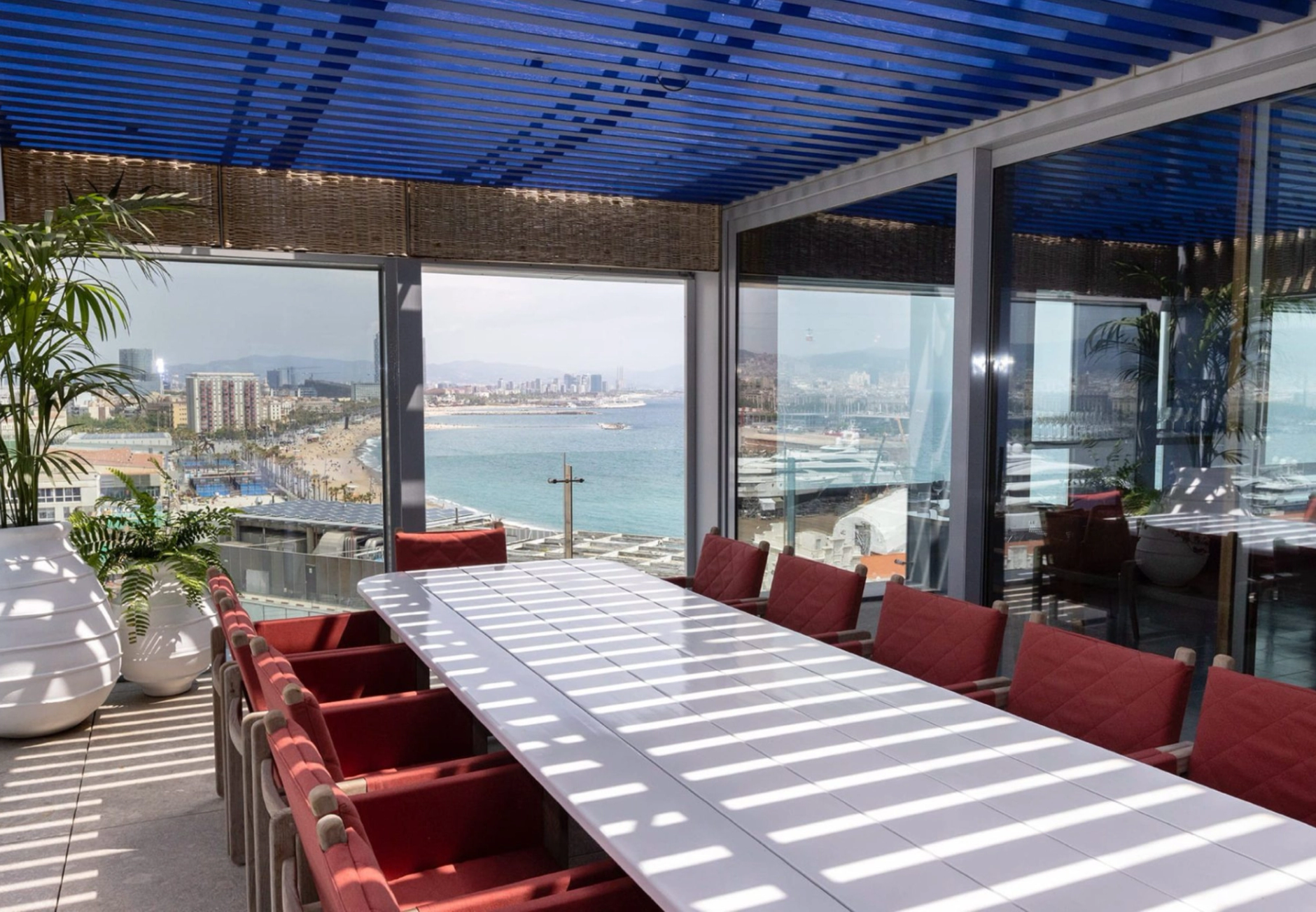 Azul Barcelona private room