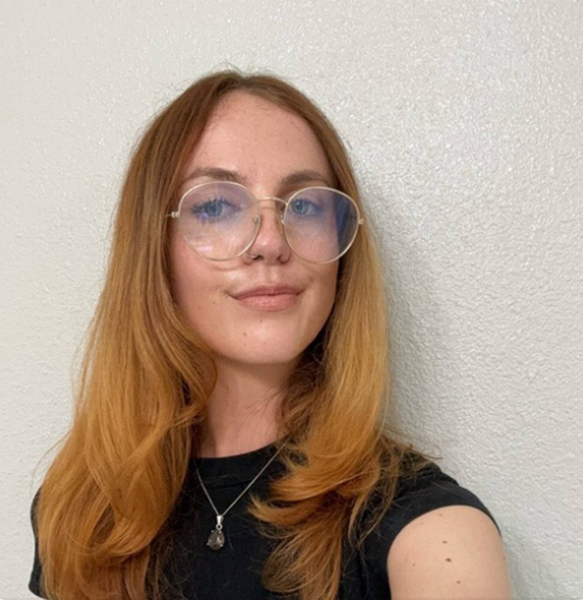 Megan Holett headshot