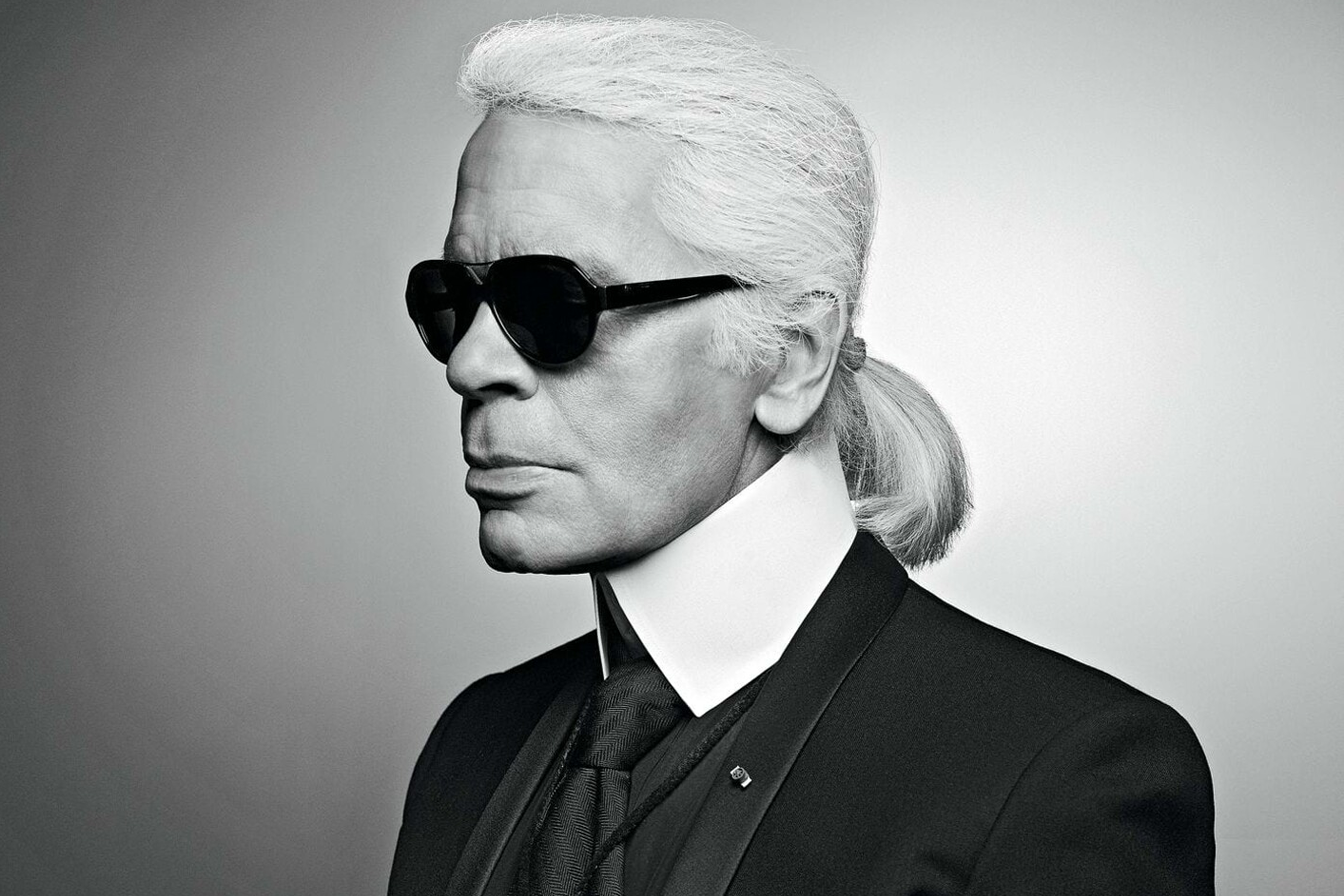 Karl Lagerfeld portrait B&W