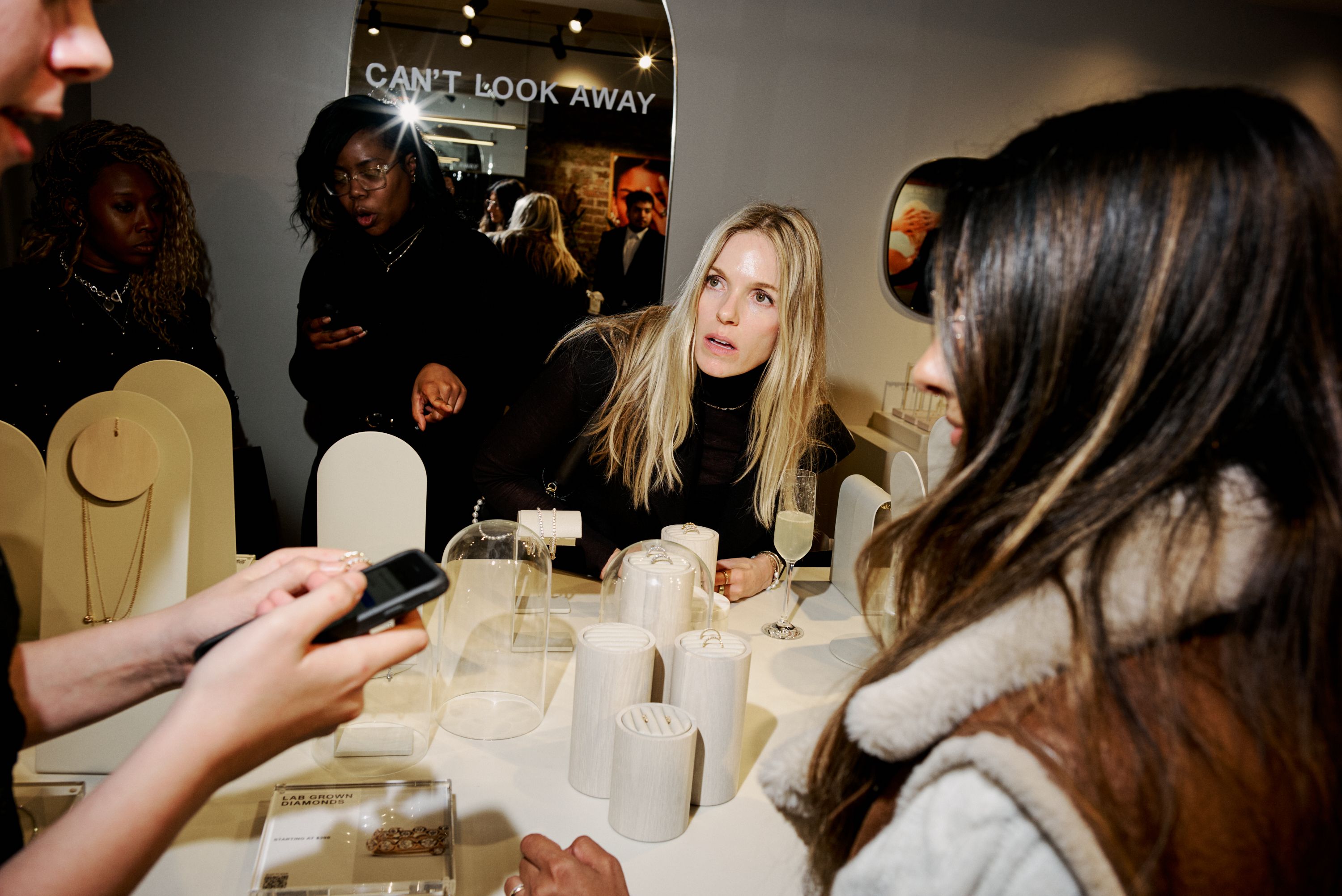 Guests at Mejuri Sip & Shop