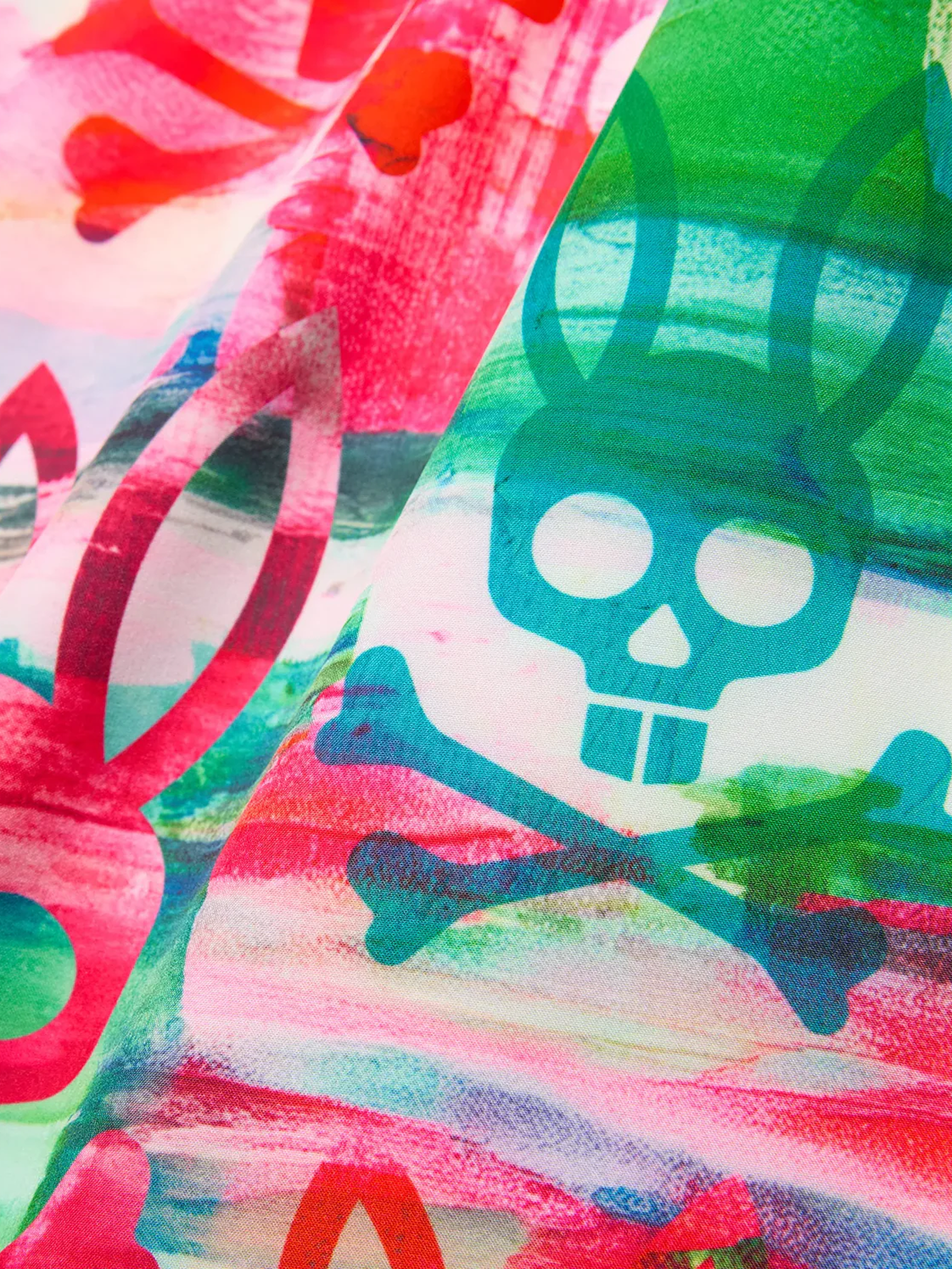 Psycho Bunny print with logo