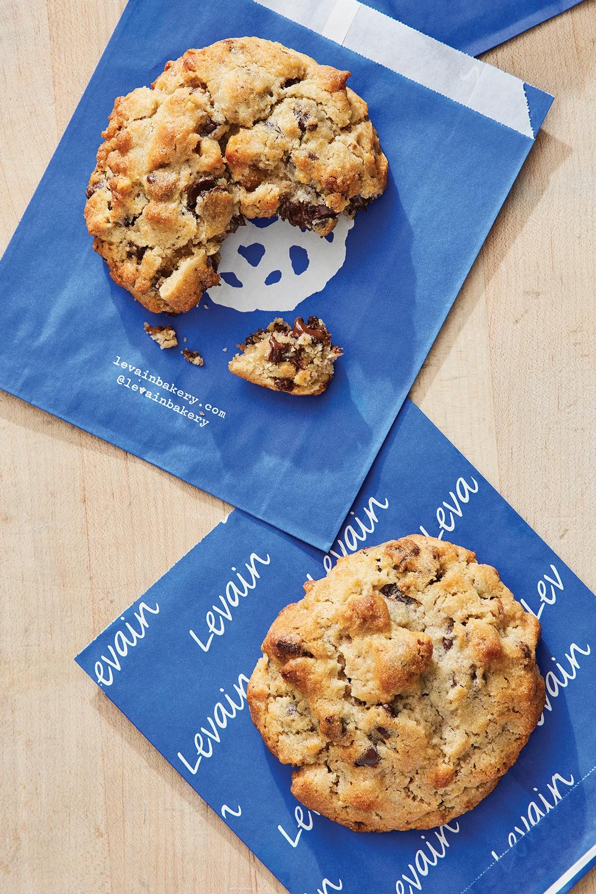levain cookies