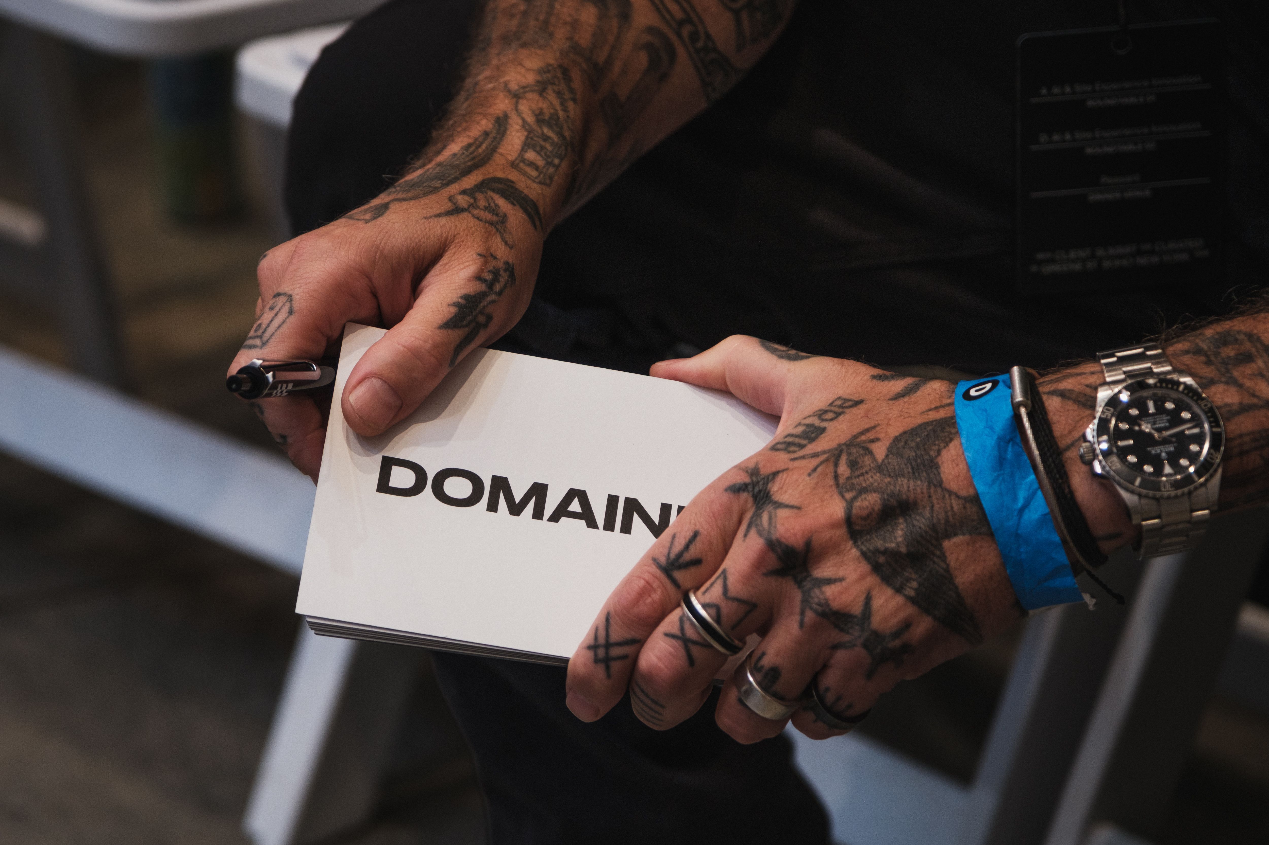 president marko bon holding domaine post card