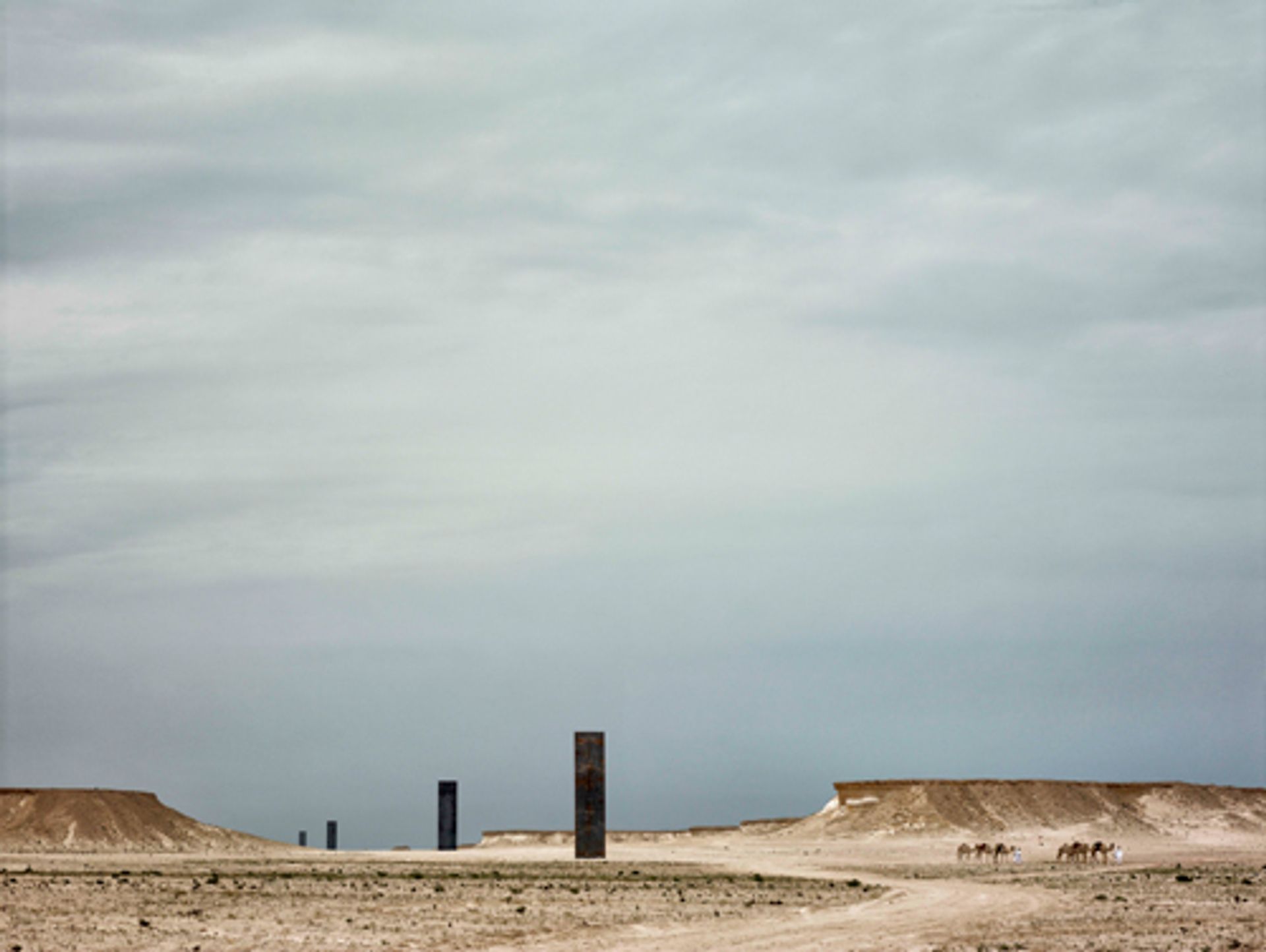 This is not the first time that the Richard Serra's East West/West East (2014) sculpture in Qatar has been vandalised 