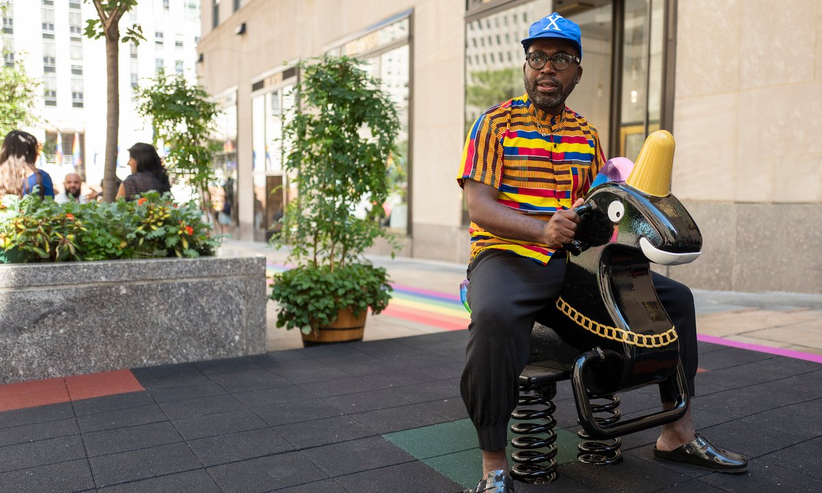 Derrick Adams’s unicorns are taking up Chicago Derrick Adams’s unicorns are taking up Chicago