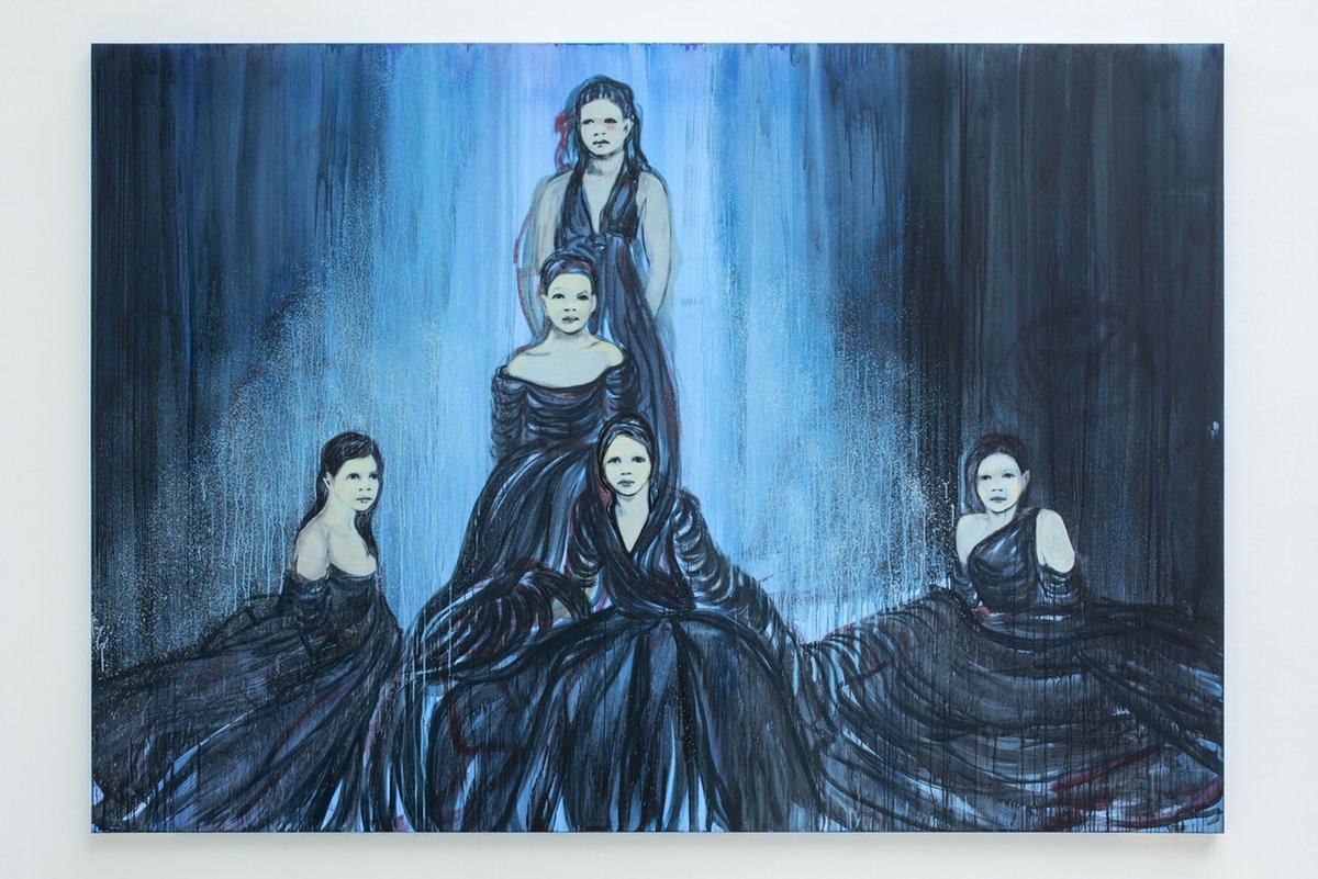 Claire Tabouret's Les Débutantes (bleu de minuit, 2014)