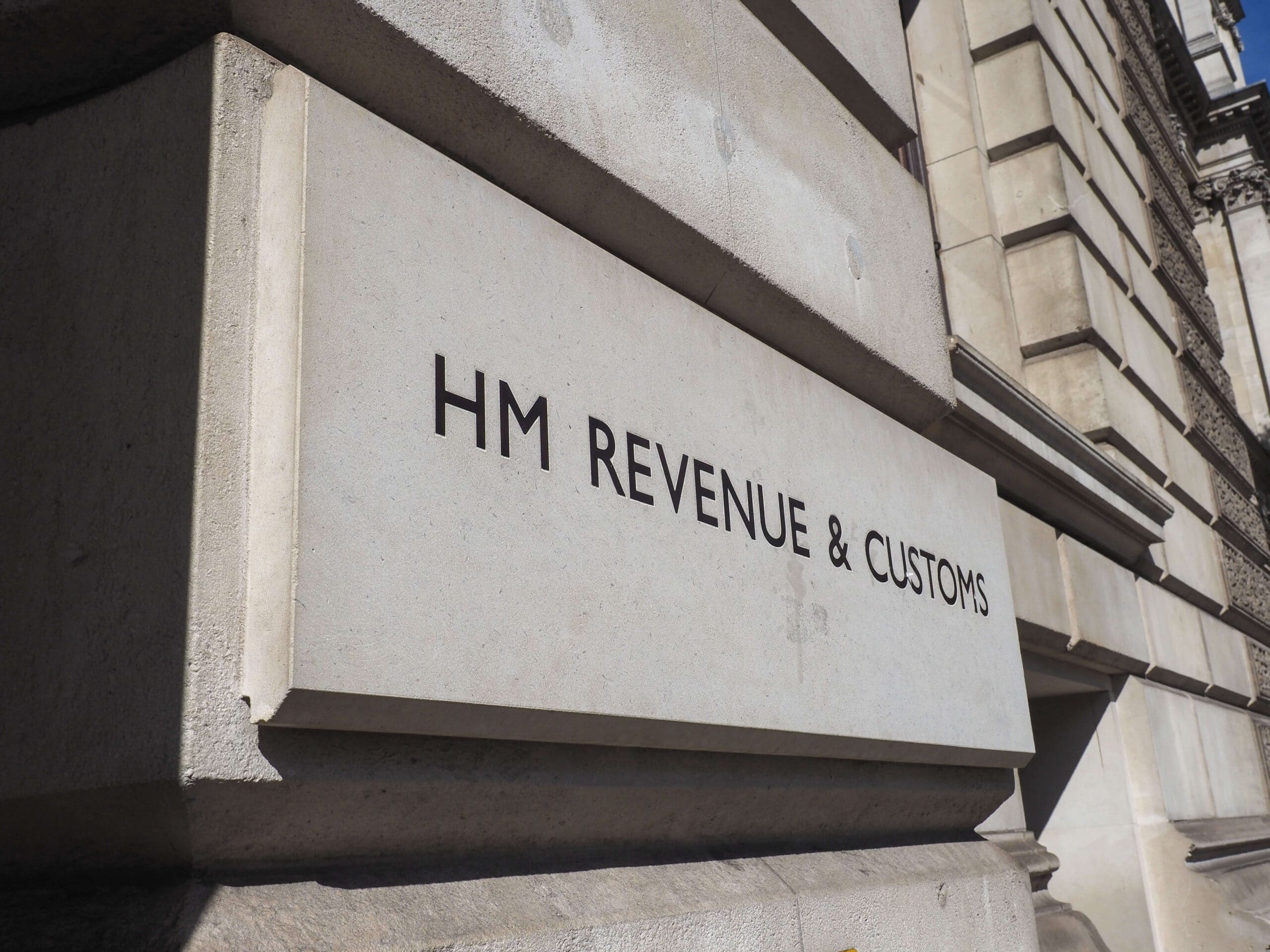 Latest round of money laundering penalties hit UK trade  – The Art Newspaper