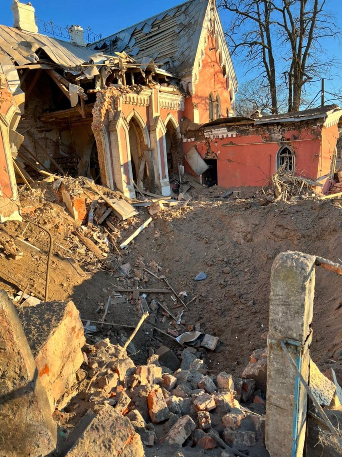 A youth library in Chernihiv, formerly a museum, after Russian attacks Photo: Serhiy Laevsky/Facebook