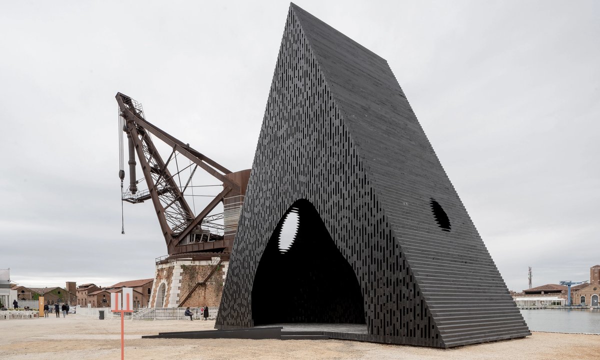 Placing shows of unequal energy: Venice Structure Biennale assessment Placing shows of unequal energy: Venice Structure Biennale assessment