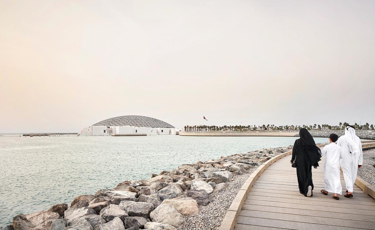 The Louvre Abu Dhabi ©Department of Culture and Tourism – Abu Dhabi / Photo by Hufton + Crow