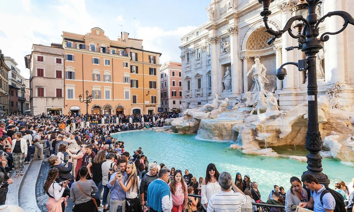 Rome introduces Trevi Fountain tourist fee