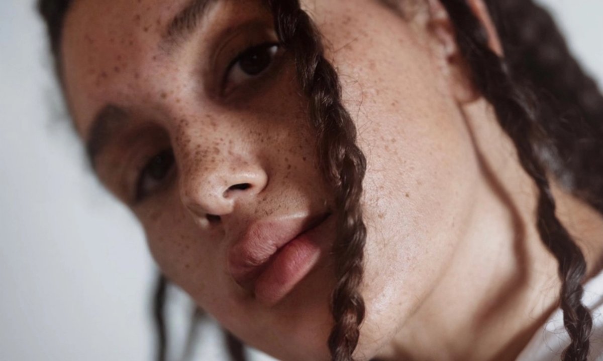 Oscar-nominated director Garrett Bradley wins 2023 Artwork & Movie prize Oscar-nominated director Garrett Bradley wins 2023 Artwork & Movie prize